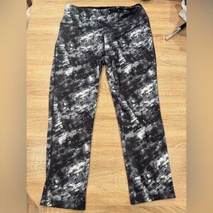 VOGO Athletica Monochrome Leggings